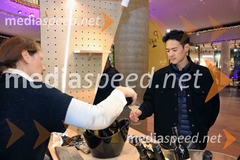  Sabina Horvat Goropevšek, Vino Horvat;  ... Pubeci 2024 v centru Aleja Ljubljana