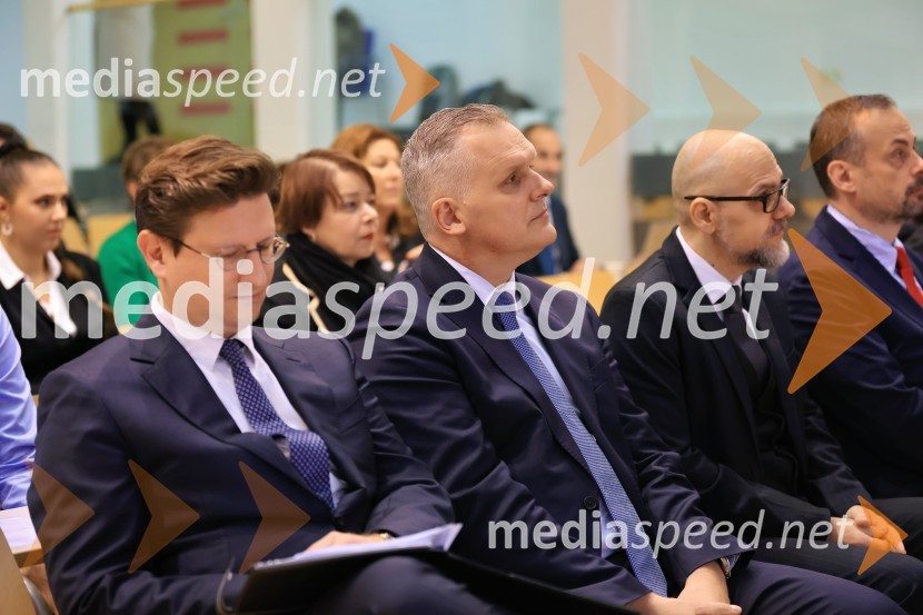  Damjan Kukovec, sodnik, Splošno sodišče Evropske unije, SEU; mag. Bojan Kumer, minister, Ministerstvo za okolje, podnebje in energijo, RS; prof. dr. Dean Korošak,  prorektor za znanstvenoraziskovalno dejavnost Univerze v MariboruStrateška energetska konferenca Univerze v Mariboru