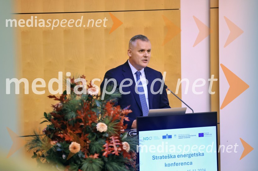 mag. Bojan Kumer, minister, Ministerstvo za okolje, podnebje in energijo, RSStrateška energetska konferenca Univerze v Mariboru