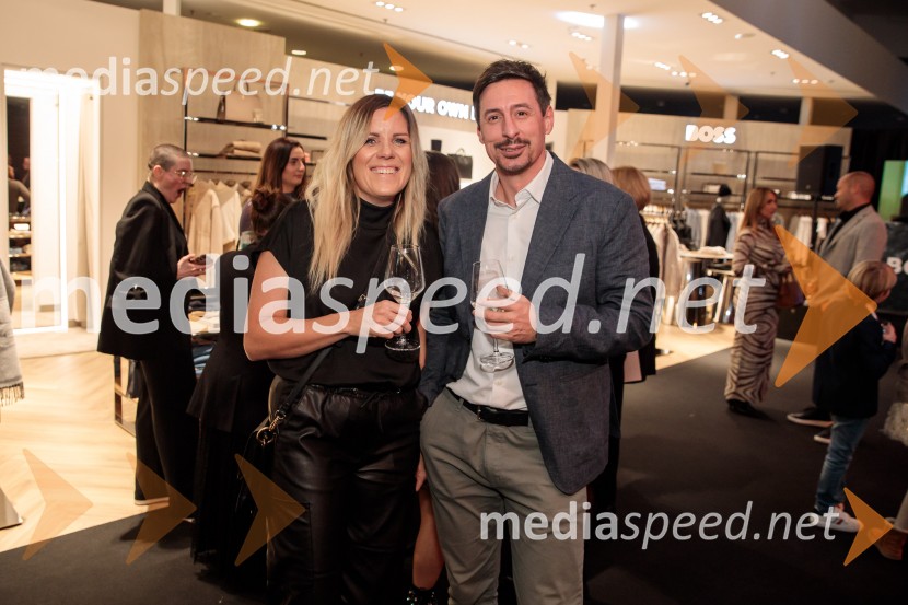  ... ;  Nejc Jeraša, direktor Atletske zveze Otvoritev prenovljene Boss trgovine v Emporiumu