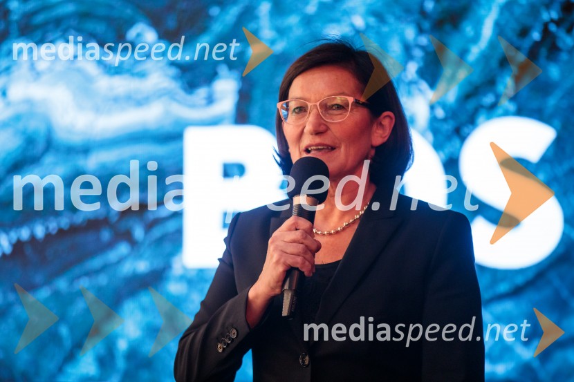  Jožica Brcar, generalna direktorica Magistrat InternationalOtvoritev prenovljene Boss trgovine v Emporiumu