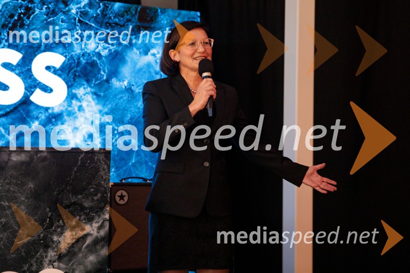  Jožica Brcar, generalna direktorica Magistrat InternationalOtvoritev prenovljene Boss trgovine v Emporiumu