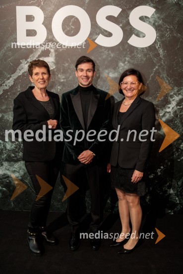  Helena Draškovič, Magistrat Interational;  Primož Roglič, kolesar;  Jožica Brcar, generalna direktorica Magistrat InternationalOtvoritev prenovljene Boss trgovine v Emporiumu