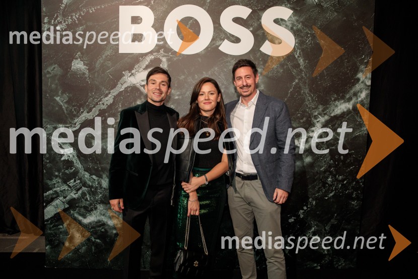  Primož Roglič, kolesar;  Lora Roglič Klinc;  Nejc Jeraša, direktor Atletske zveze Otvoritev prenovljene Boss trgovine v Emporiumu