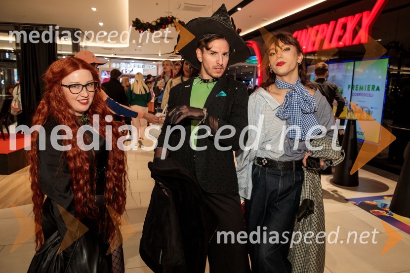  Urška Grčar;  ... ;  ... Žlehtnoba, premiera v Cineplexx Ljubljana