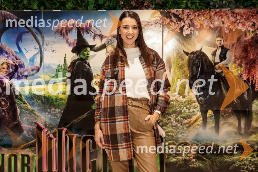  Alenka  Husič, pevka, skupina BepopŽlehtnoba, premiera v Cineplexx Ljubljana