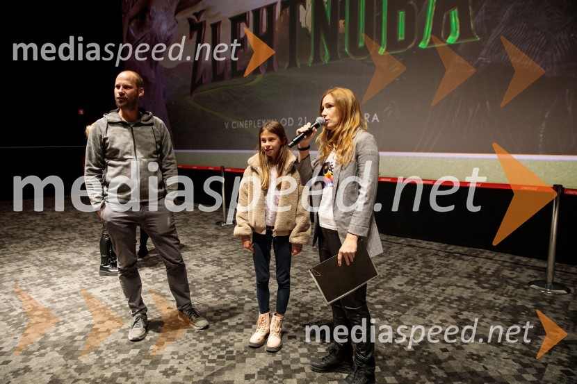  ... ;  ... ;  Urška  Majdič, igralka, scenaristka in avtorica glasbeŽlehtnoba, premiera v Cineplexx Ljubljana