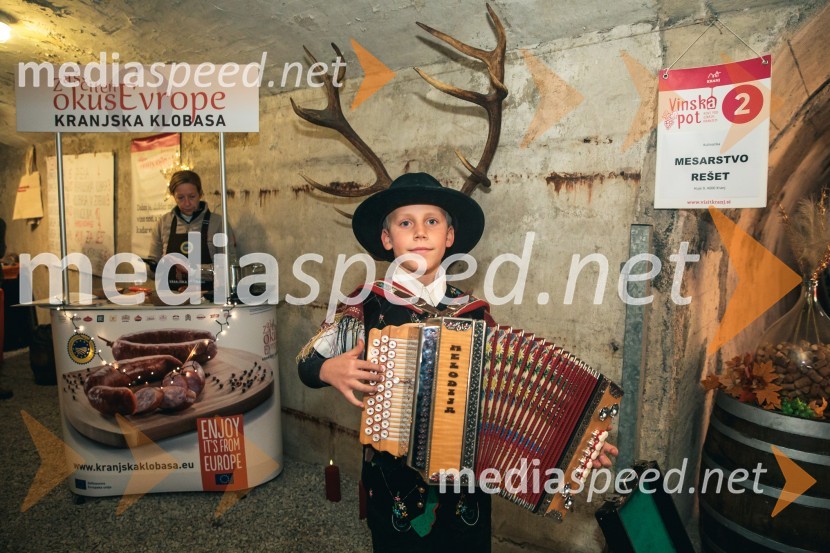 Vinska pot v rovih pod starim Kranjem 2024, petek