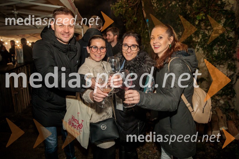 Vinska pot v rovih pod starim Kranjem 2024, petek