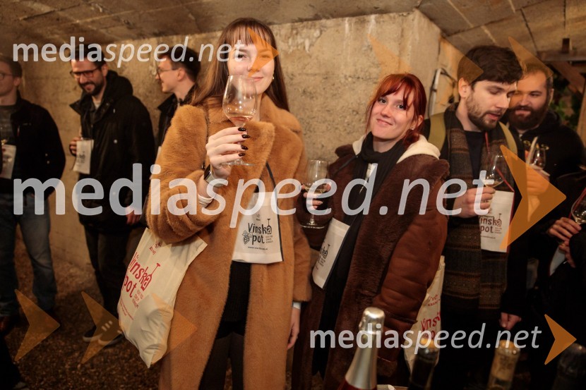 Vinska pot v rovih pod starim Kranjem 2024, petek