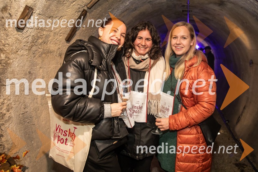 Vinska pot v rovih pod starim Kranjem 2024, petek