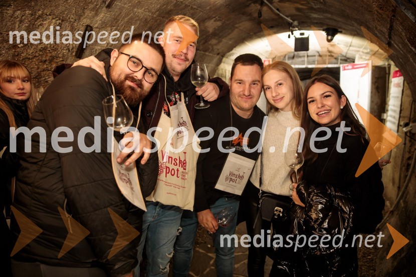 Vinska pot v rovih pod starim Kranjem 2024, petek