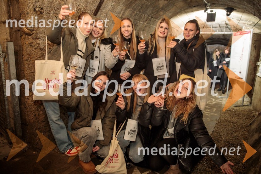 Vinska pot v rovih pod starim Kranjem 2024, petek