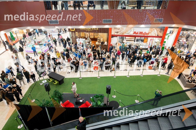 Vedeževalec Blaž v Citycentru Celje