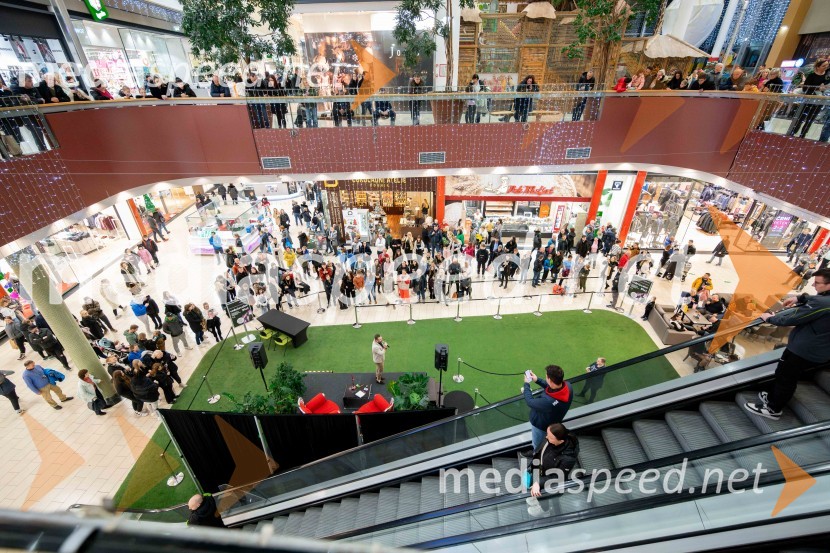 Vedeževalec Blaž v Citycentru Celje