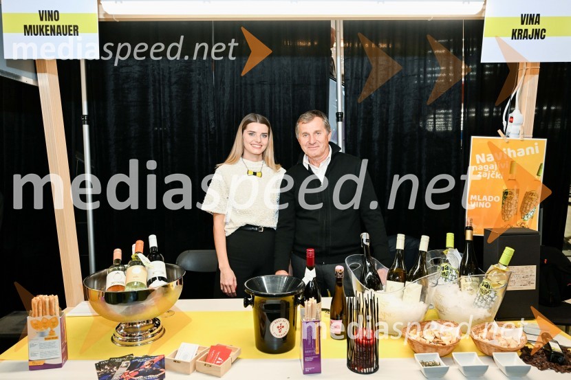  Maruša Mukenauer, Vina Mukenauer, Mariborska vinska kraljica 2023 - 2025;  ... Pubec v Citycentru Celje