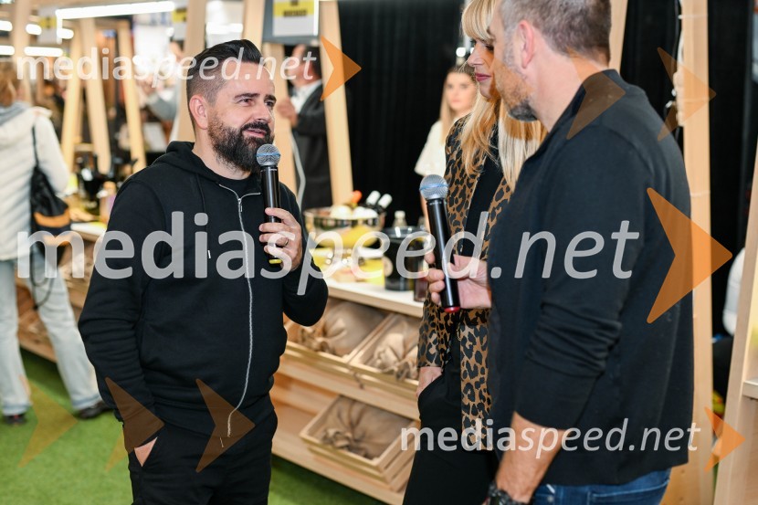 Janko Simon Klanfer, urednik, Radio Fantasy;  Borut  Cvetko, kreativni direktor, Mediaspeed d.o.o.Pubec v Citycentru Celje