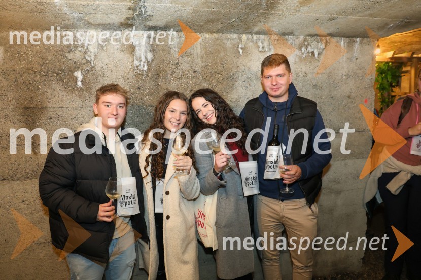 Vinska pot v rovih pod starim Kranjem 2024, sobota