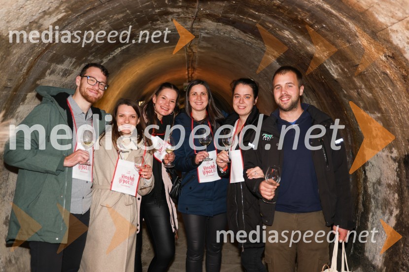 Vinska pot v rovih pod starim Kranjem 2024, sobota