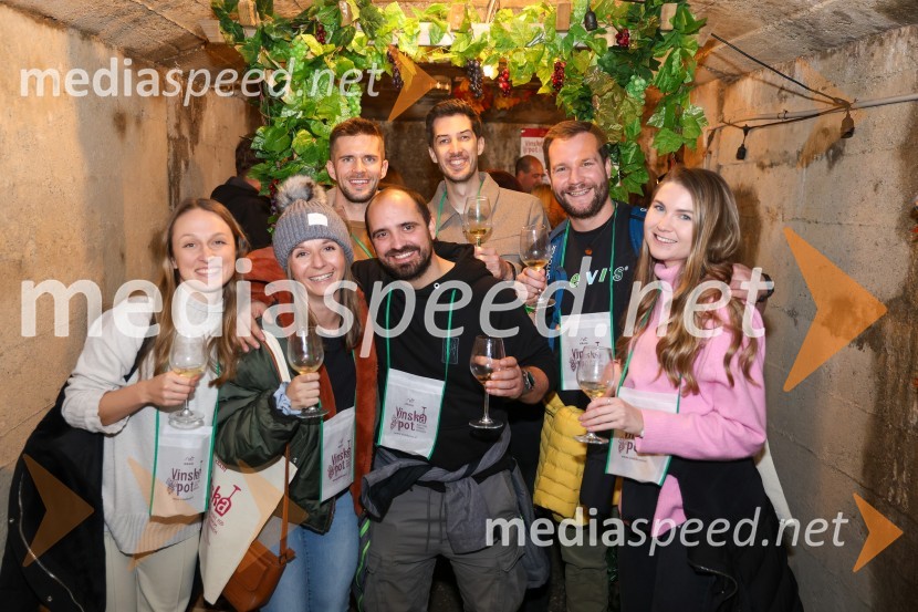 Vinska pot v rovih pod starim Kranjem 2024, sobota