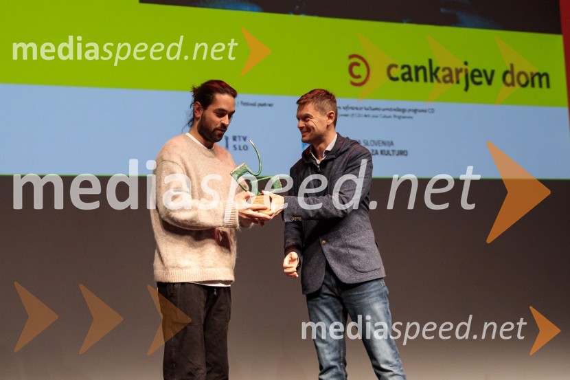  Bálint Szimler, filmski režiser; mag. Boštjan Škufca Zaveršek, podpredsednik uprave, Telekom Slovenija35. LIFFe, zaključek festivala