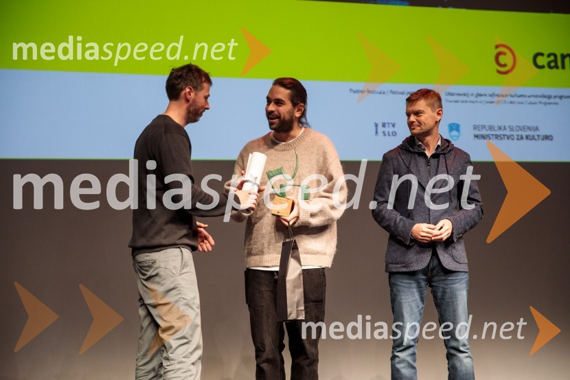  ... ;  Bálint Szimler, filmski režiser; mag. Boštjan Škufca Zaveršek, podpredsednik uprave, Telekom Slovenija35. LIFFe, zaključek festivala