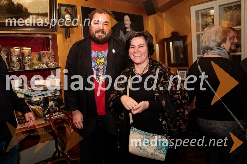  Robert Smolík, režiser;  Radka Mizerová, scenaristkaZgodbe iz Odese / Zgodba o mojem golobnjaku, premiera v Mini teatru