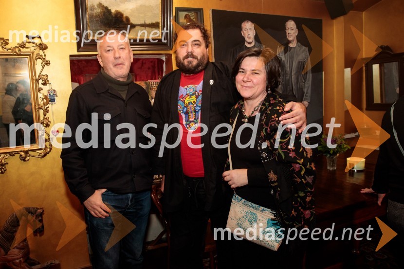  Ivica Buljan, režiser;  Robert Smolík, režiser;  Radka Mizerová, scenaristkaZgodbe iz Odese / Zgodba o mojem golobnjaku, premiera v Mini teatru