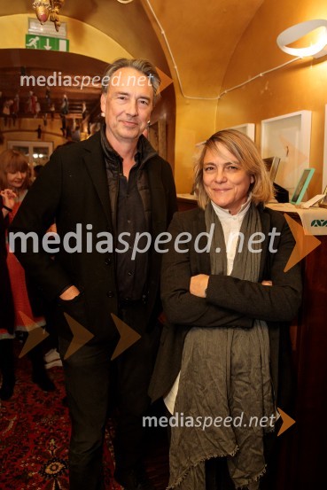  Tomislav Čizmić, predsednik poslovodstva družbe, Telemach Slovenija d.o.o.;  Manca Majeršič Sevšek, dramaturginjaZgodbe iz Odese / Zgodba o mojem golobnjaku, premiera v Mini teatru