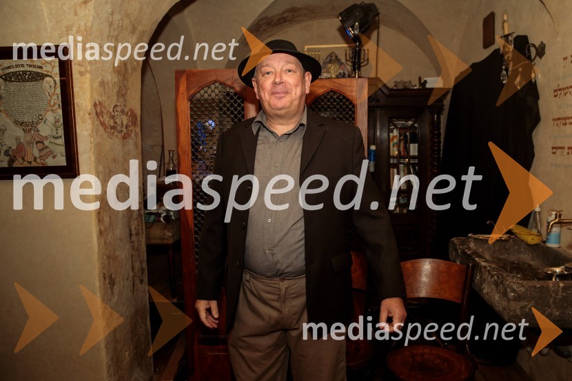  Robert Waltl, direktor, Mini teaterZgodbe iz Odese / Zgodba o mojem golobnjaku, premiera v Mini teatru