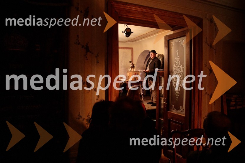  Robert Waltl, direktor, Mini teaterZgodbe iz Odese / Zgodba o mojem golobnjaku, premiera v Mini teatru