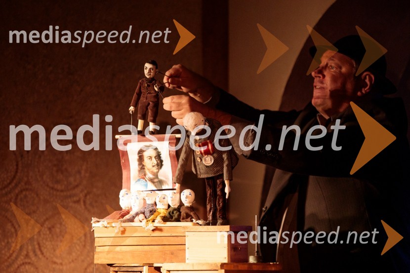  Robert Waltl, direktor, Mini teaterZgodbe iz Odese / Zgodba o mojem golobnjaku, premiera v Mini teatru