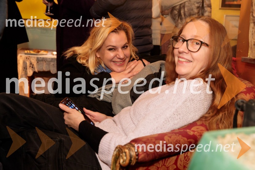  Barbara Vidovič, igralka;  Karin Komljanec, igralkaZgodbe iz Odese / Zgodba o mojem golobnjaku, premiera v Mini teatru