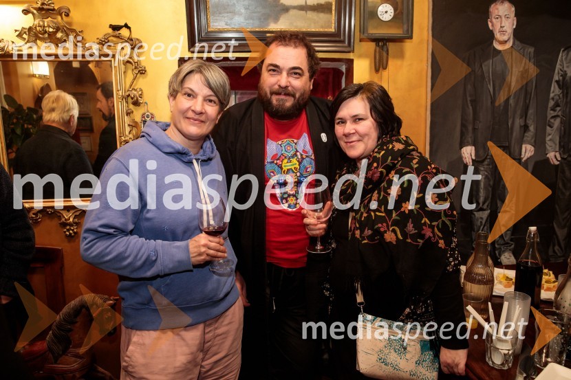  ... ;  Robert Smolík, režiser;  Radka Mizerová, scenaristkaZgodbe iz Odese / Zgodba o mojem golobnjaku, premiera v Mini teatru