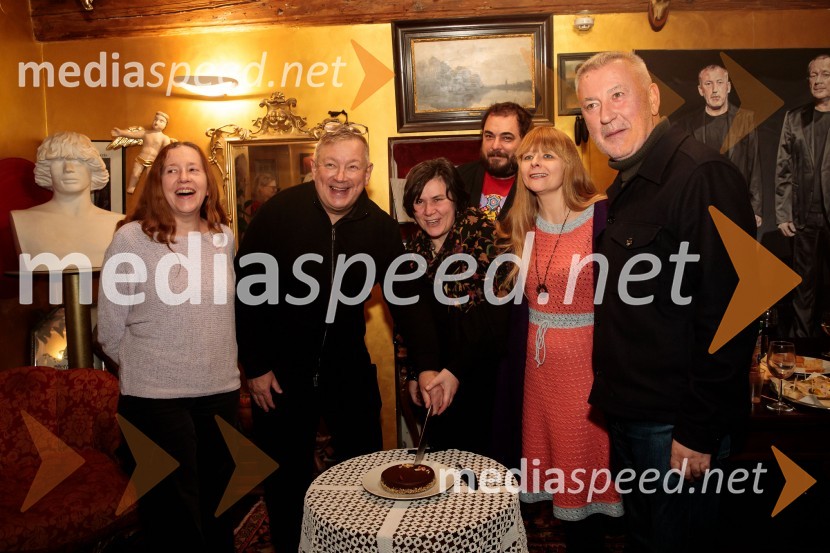  Barbara Vidovič, igralka;  Robert Waltl, direktor, Mini teater;  Radka Mizerová, scenaristka;  Robert Smolík, režiser;  Sara Špelec;  Ivica Buljan, režiserZgodbe iz Odese / Zgodba o mojem golobnjaku, premiera v Mini teatru