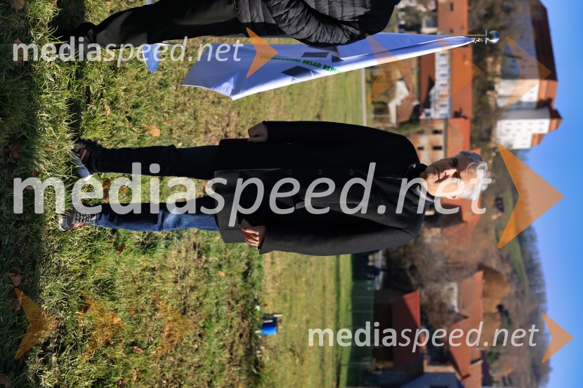  Črtomir Remec, direktor Stanovanjskega skladaTemeljni kamen za prihodnost, Lendava dobiva nova stanovanja