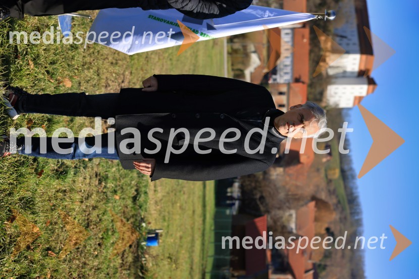  Črtomir Remec, direktor Stanovanjskega skladaTemeljni kamen za prihodnost, Lendava dobiva nova stanovanja