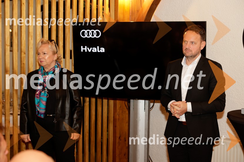  Sabrina Pečelin, vodja odnosov z javnostmi pri Porsche Slovenija d.o.o.;  Franci Bolta, direktor znamke Audi pri podjetju Porsche Slovenija d.o.o.Novi Audi A5, slovenska predstavitev