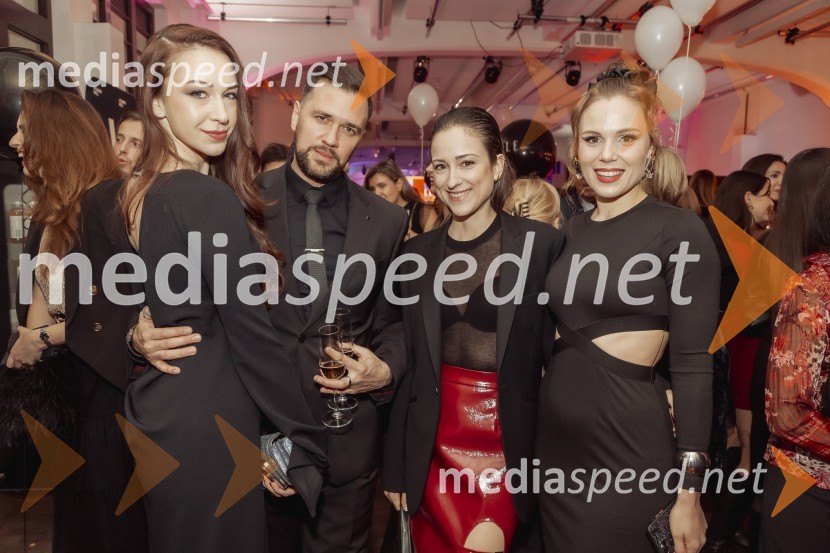  ... ;  ... ;  ... ;  Flora Ema Lotrič, pevkaElle Style Awards 2024