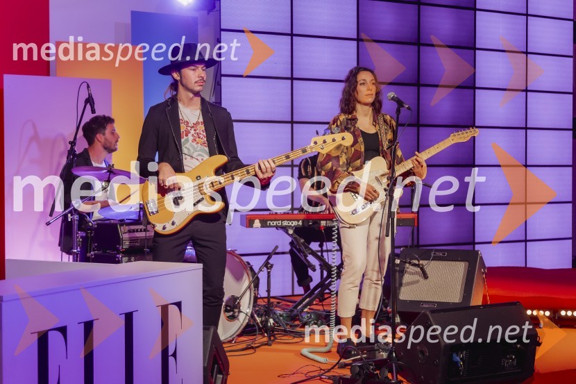  ... ;  Maša Bogataj, glasbenicaElle Style Awards 2024