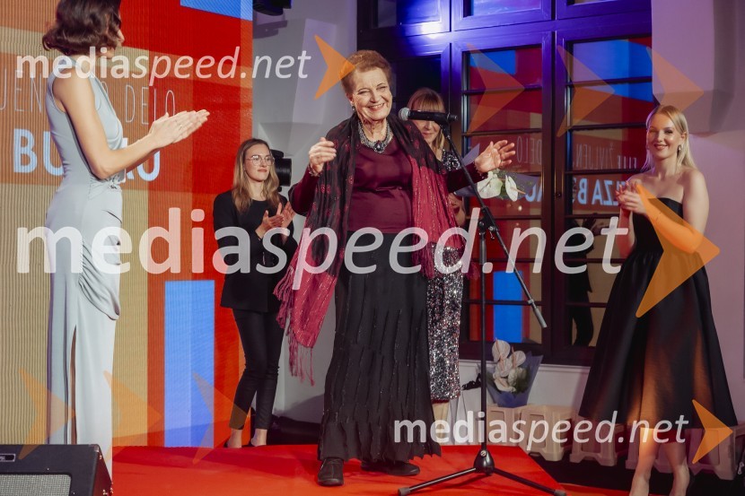  Elza Budau, slovenska tekstopiska, pesnica in pisateljicaElle Style Awards 2024