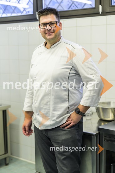  Ivica Katić, hrvaški chefNovinarska konferenca z dalmatinsko kulinariko, Srednja šola za gostinstvo in turizem Maribor