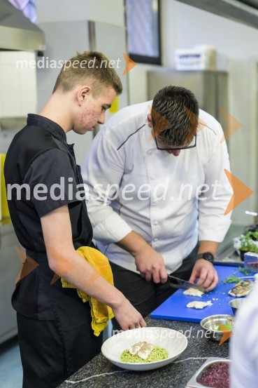  ... ;  Ivica Katić, hrvaški chefNovinarska konferenca z dalmatinsko kulinariko, Srednja šola za gostinstvo in turizem Maribor