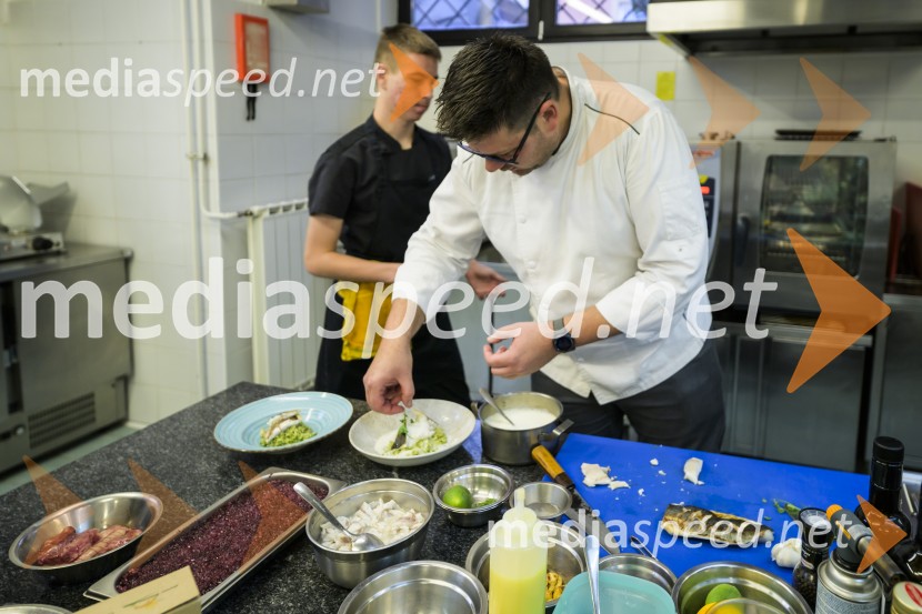  Ivica Katić, hrvaški chefNovinarska konferenca z dalmatinsko kulinariko, Srednja šola za gostinstvo in turizem Maribor