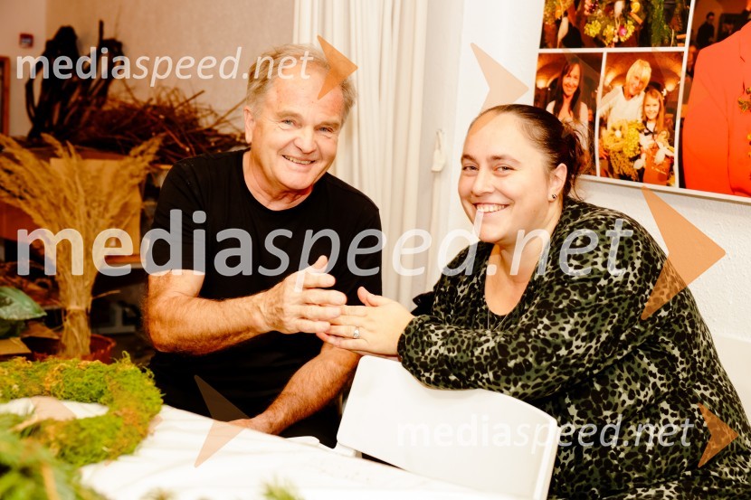 Pletenje venčkov na Waldorfski šoli Ljubljana