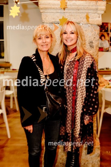  Barbra Jermann, urednica revije Suzy;  Saša Lendero, pevka, voditeljicaPletenje venčkov na Waldorfski šoli Ljubljana