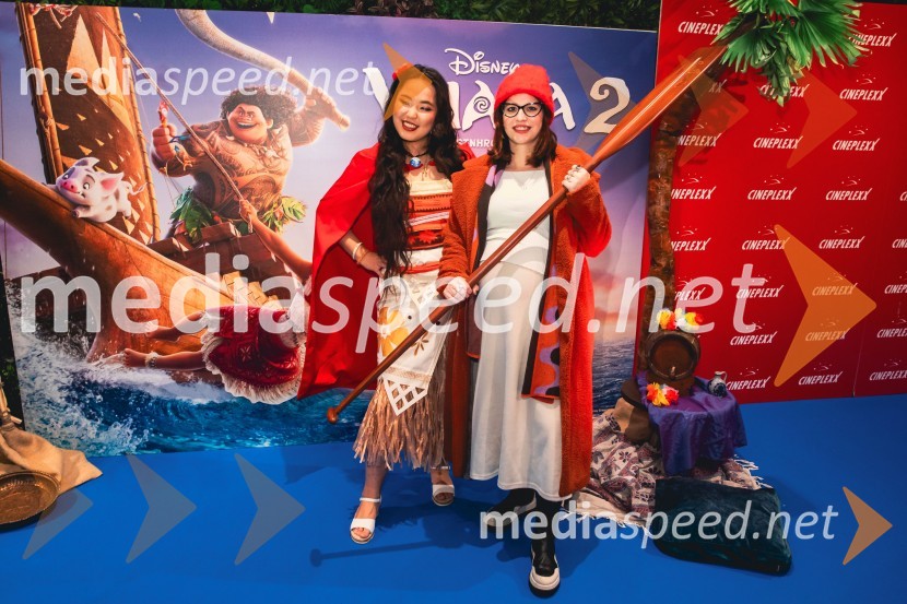  Val Mandz, cosplayer ;  ... Vaiana 2, premiera animiranega filma v Cineplexx Ljubljana