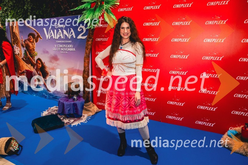  Katja Ajster - Kataya, pevka, igralkaVaiana 2, premiera animiranega filma v Cineplexx Ljubljana