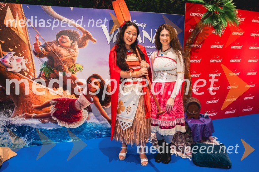  Val Mandz, cosplayer ;  Katja Ajster - Kataya, pevka, igralkaVaiana 2, premiera animiranega filma v Cineplexx Ljubljana