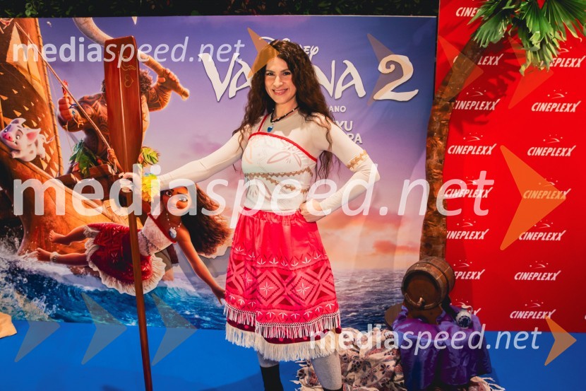  Katja Ajster - Kataya, pevka, igralkaVaiana 2, premiera animiranega filma v Cineplexx Ljubljana